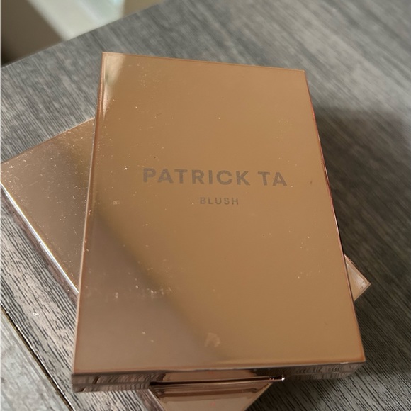 Blush - Picture 3 of 3